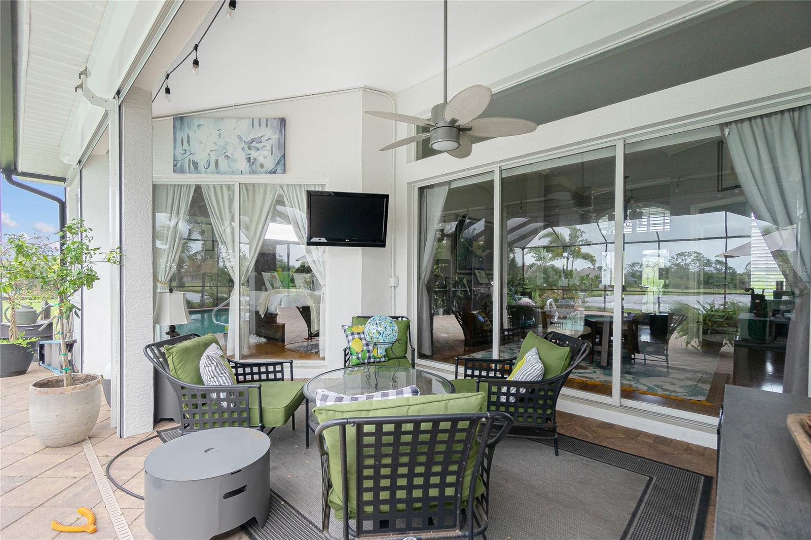 RIVERBEND ESTATE - Residential