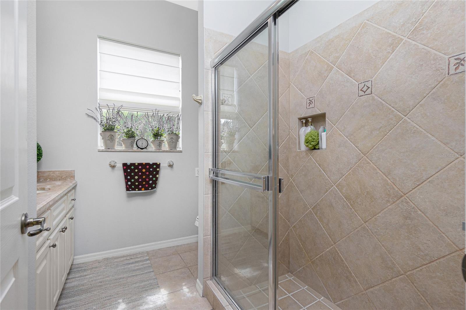 RIVERBEND ESTATE - Residential