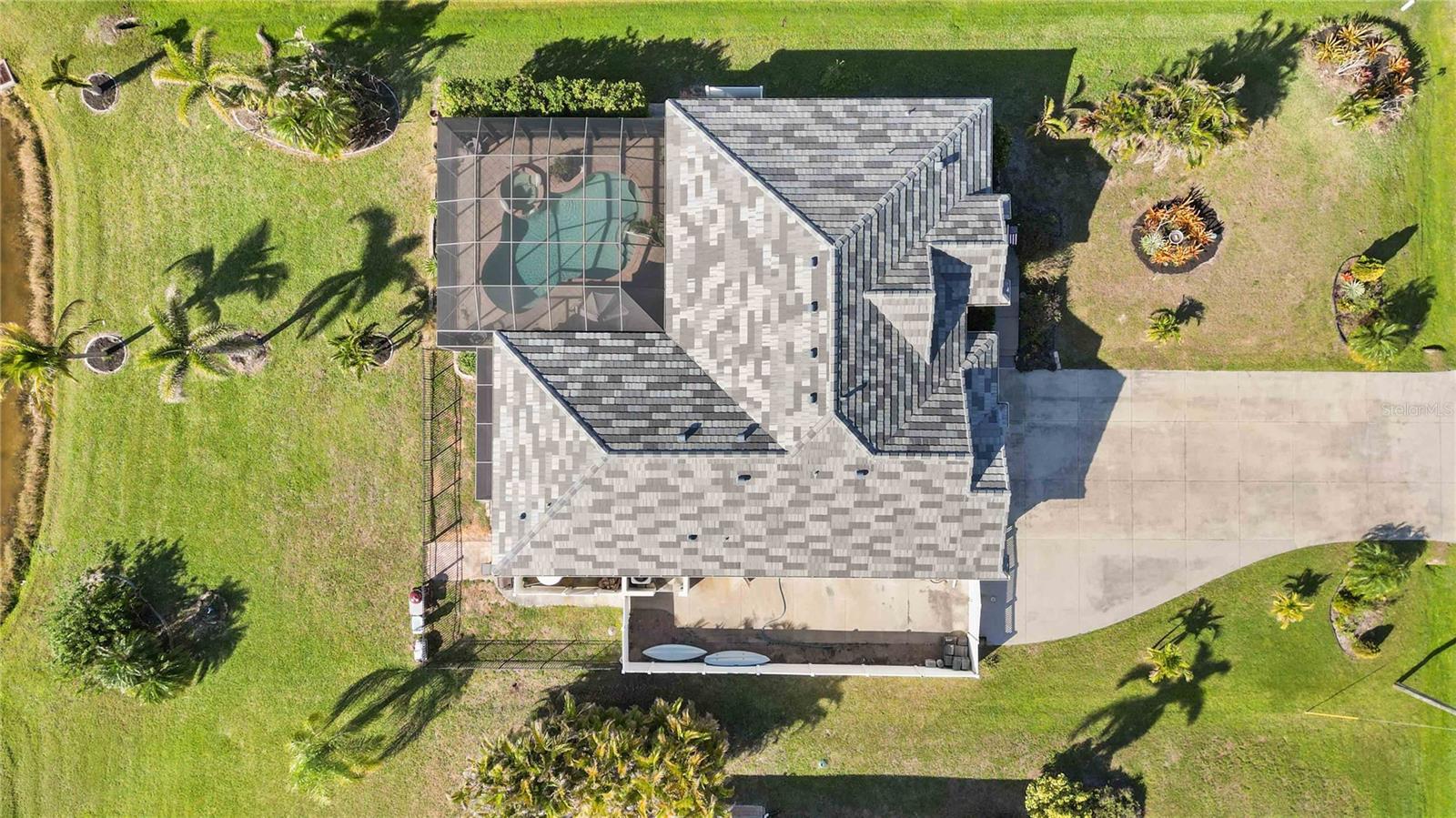 RIVERBEND ESTATE - Residential