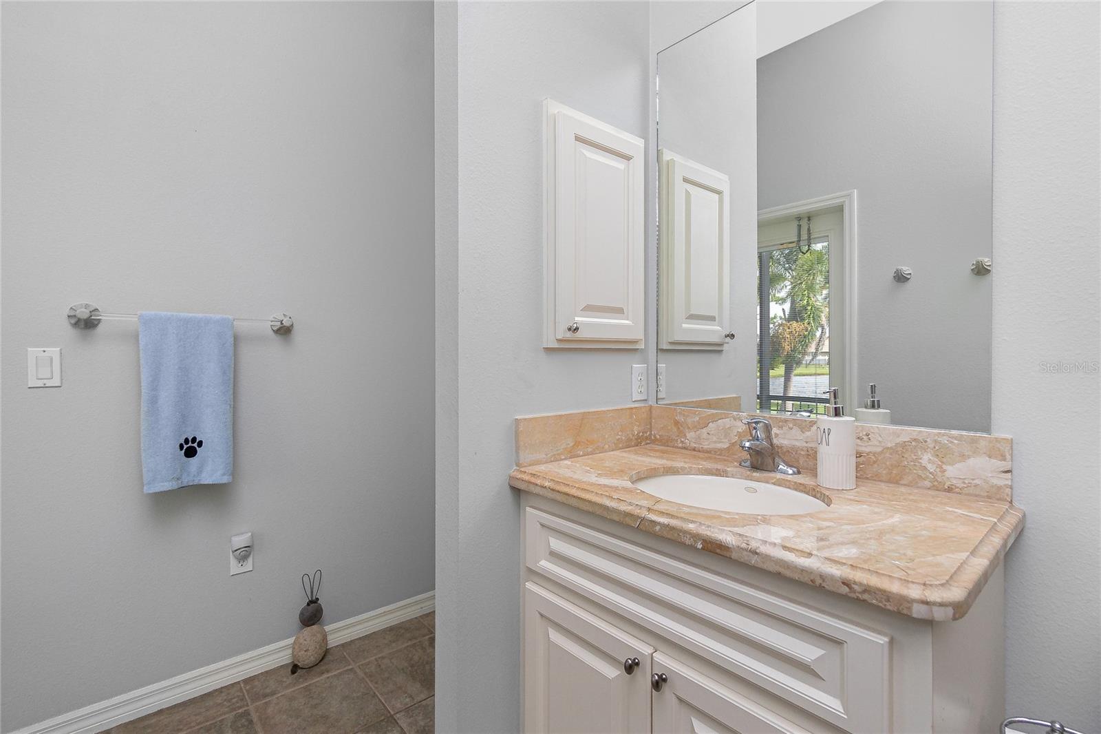 RIVERBEND ESTATE - Residential