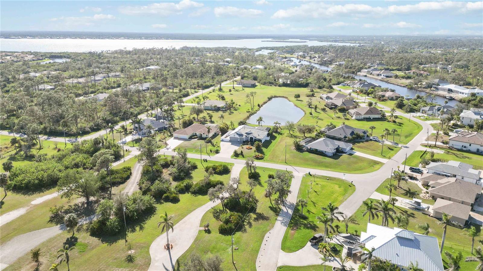 RIVERBEND ESTATE - Residential