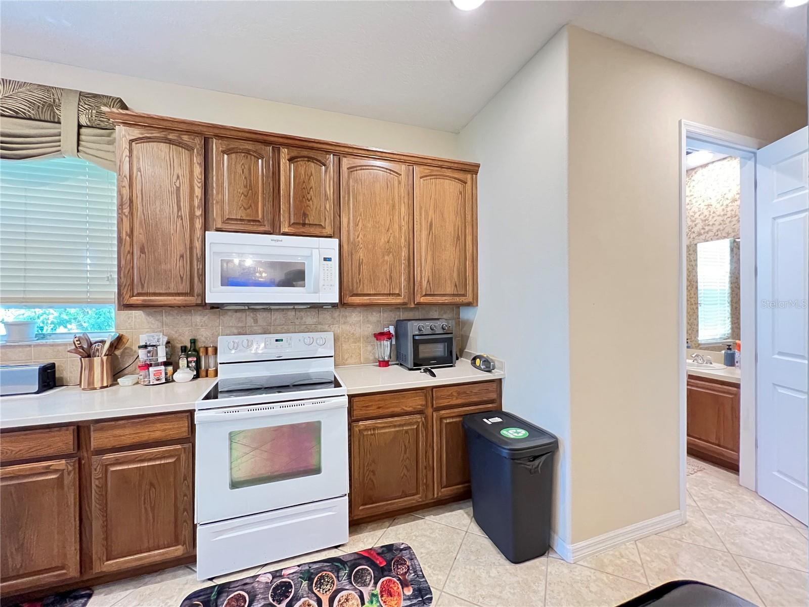 EAGLES NEST AT THE OAKS - Residential