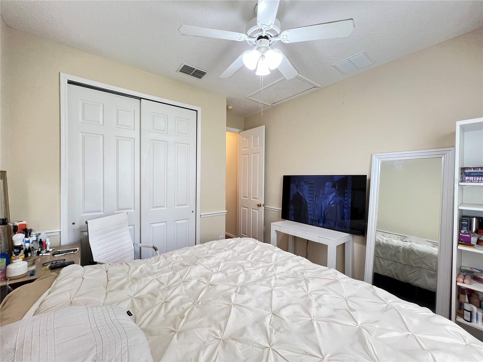 EAGLES NEST AT THE OAKS - Residential