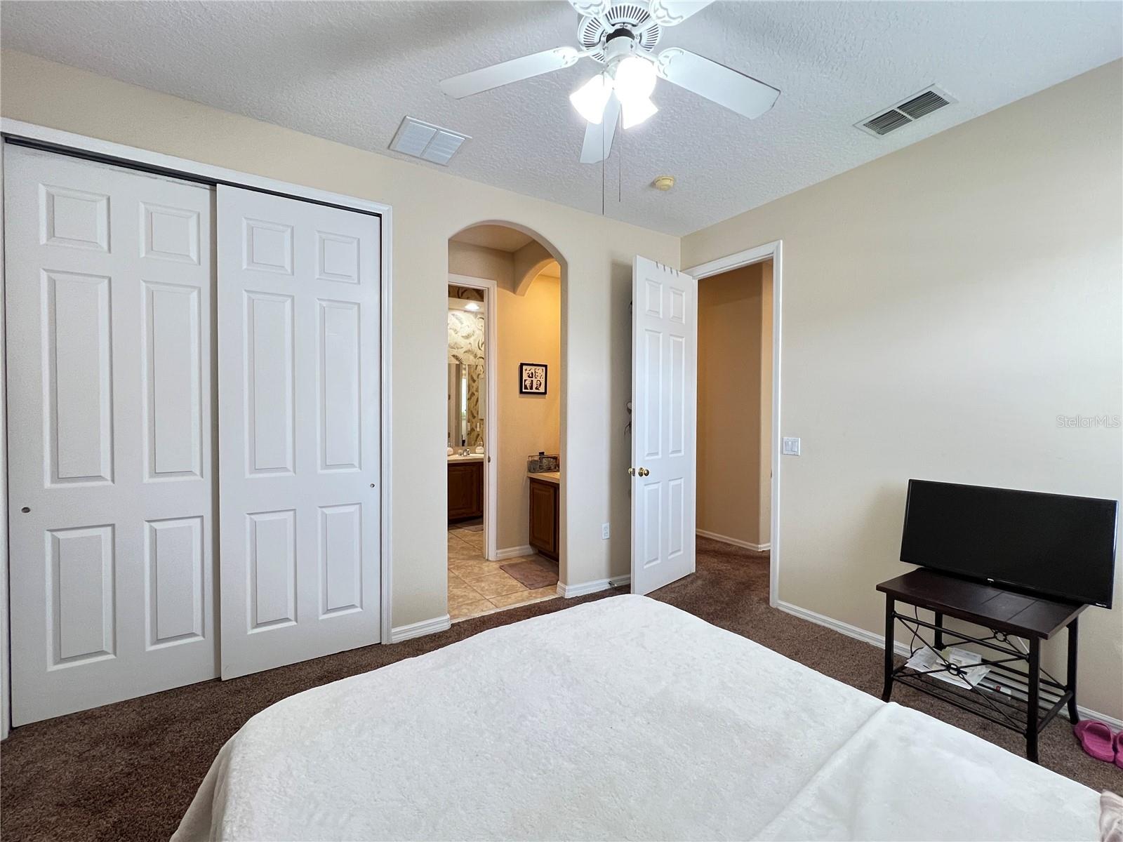 EAGLES NEST AT THE OAKS - Residential
