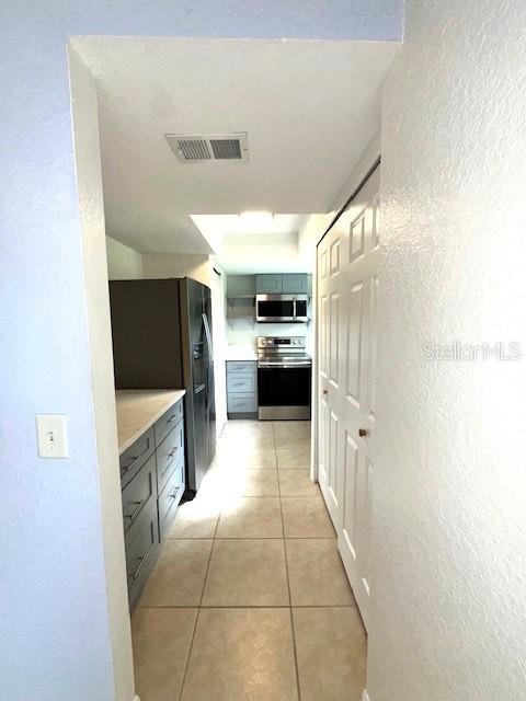 RESERVE AT PERHING OAKS CONDOMINIUM - Residential