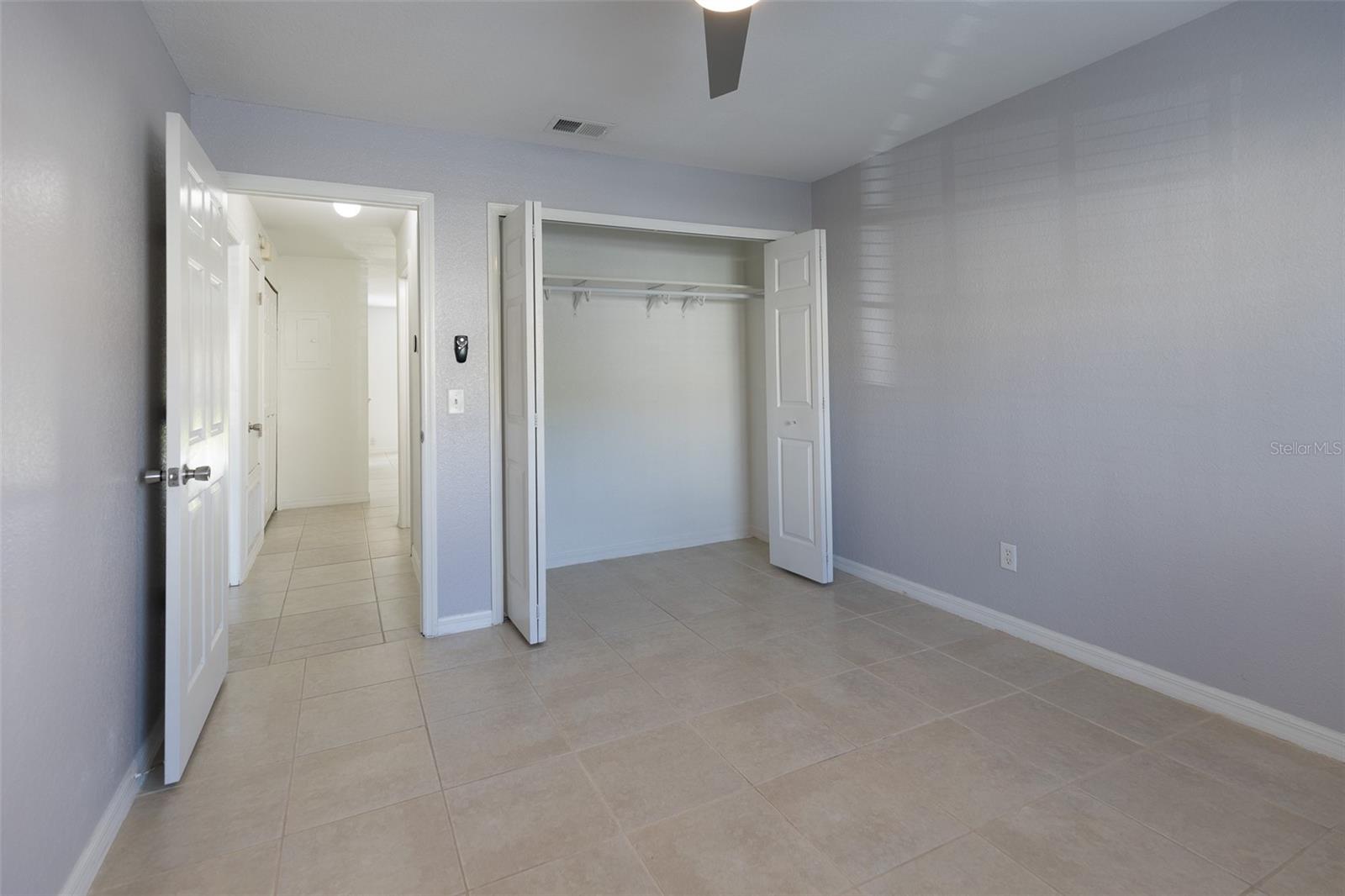 RESERVE AT PERHING OAKS CONDOMINIUM - Residential
