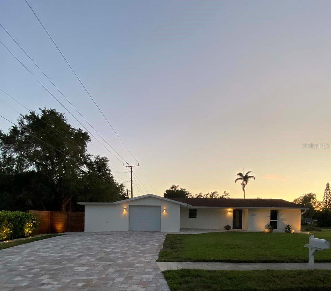 2920 GULF GATE DRIVE