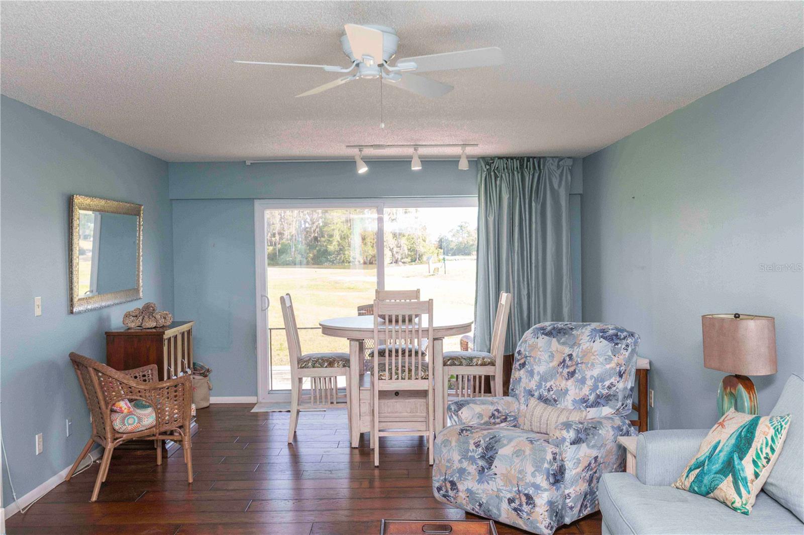 07 SPGS VILLAS CONDO - Residential