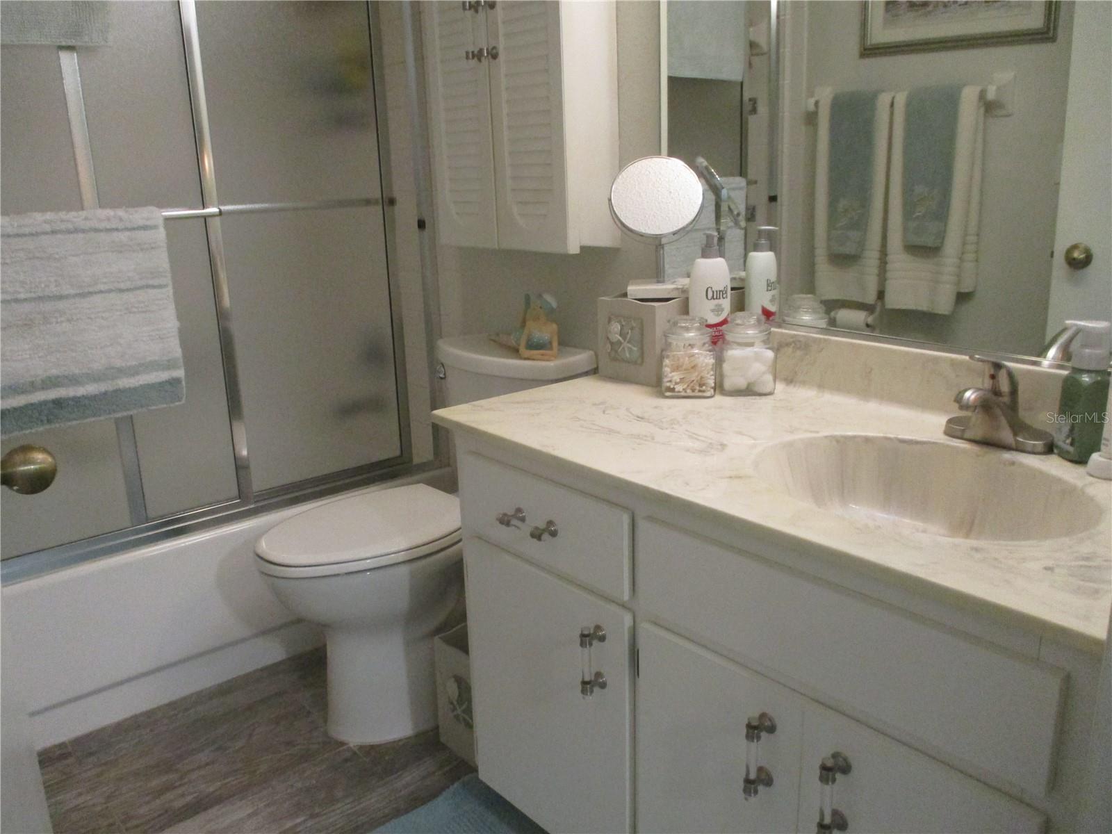 MANCHESTER II CONDO - Residential Lease