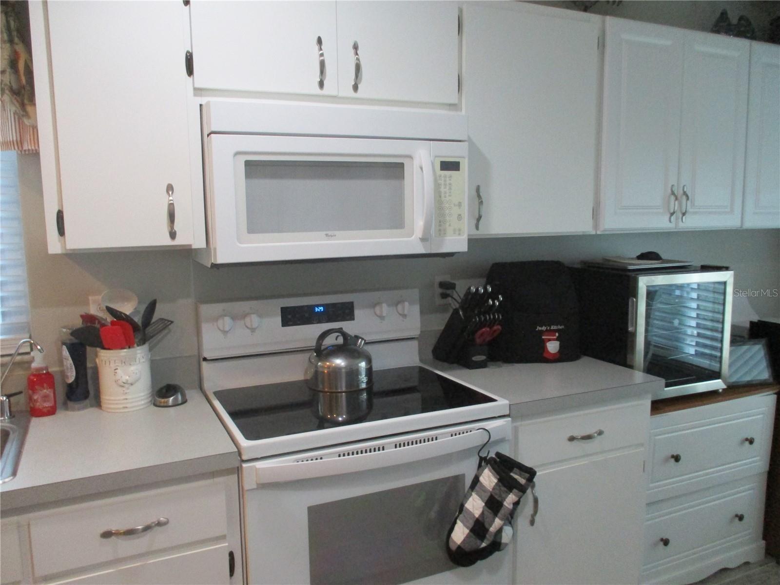 MANCHESTER II CONDO - Residential Lease