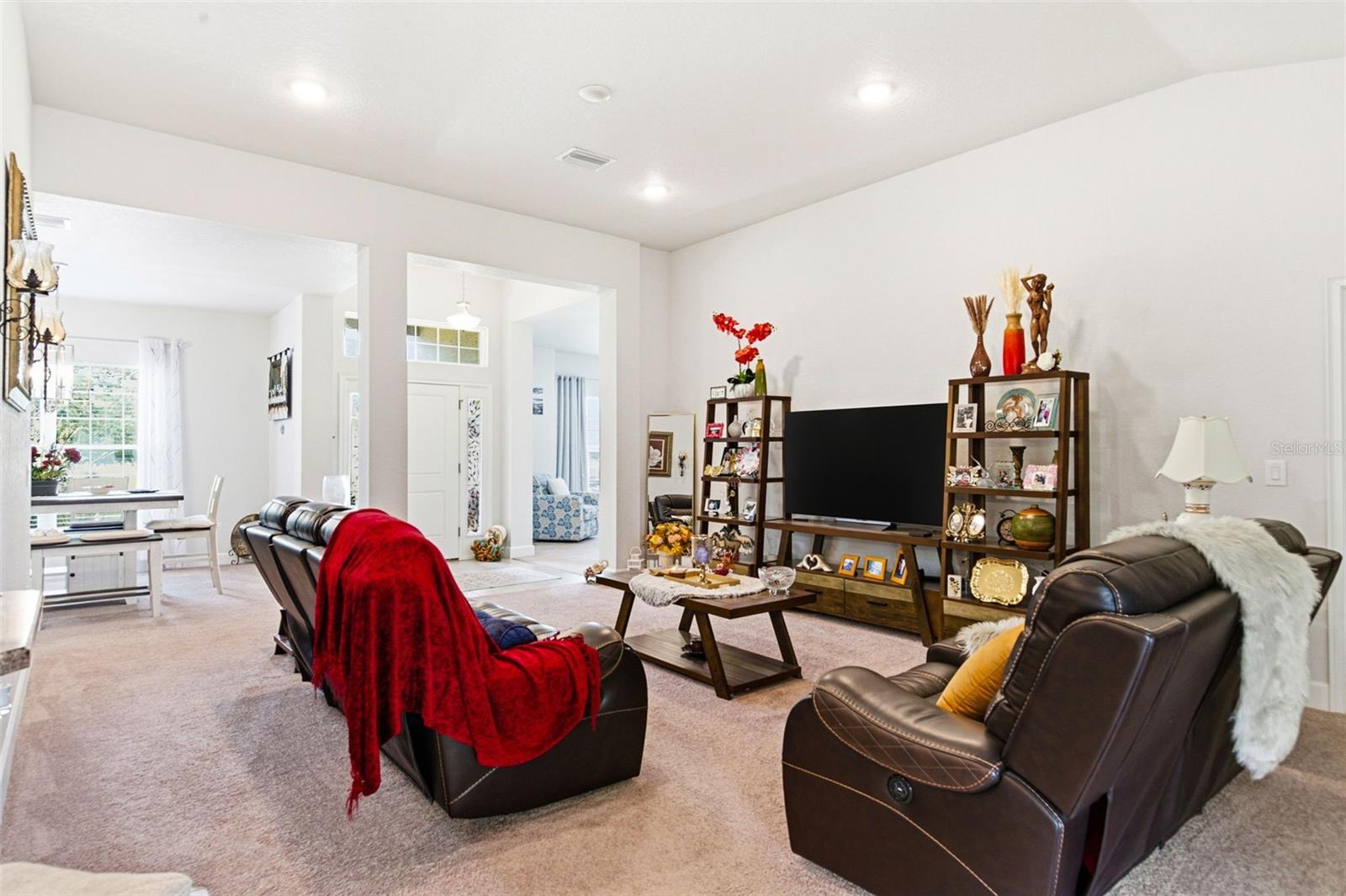 SPRING HILL - Residential