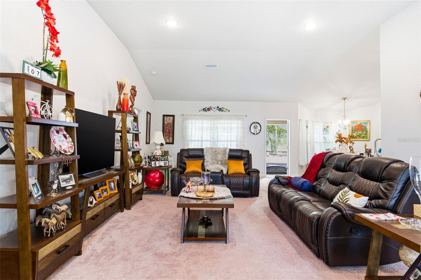 SPRING HILL - Residential