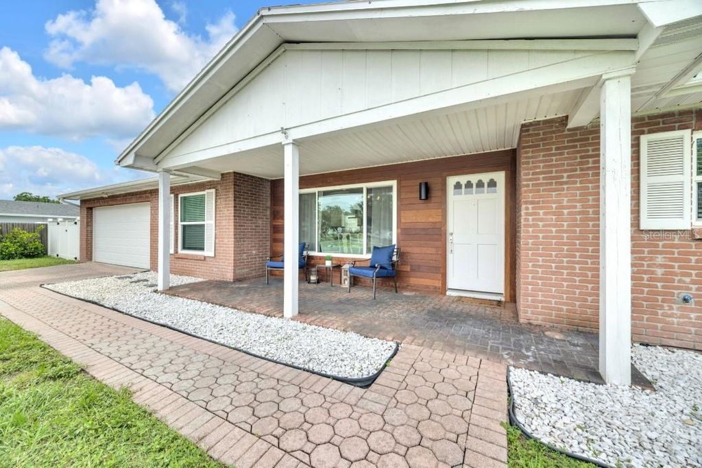 Photo of 2106 Sherbrook Drive, Valrico, FL 33594 (MLS # TB8402351)