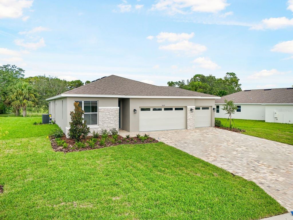 Photo of 9229 Players Drive, Weeki Wachee, FL 34613 (MLS # S5128247)