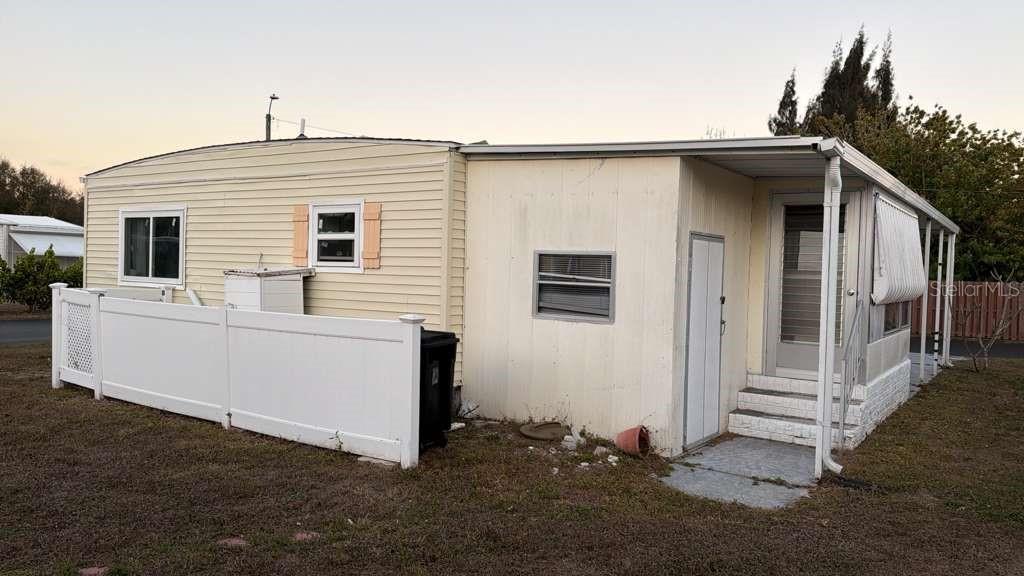 LAZY DAYS MOBILE VILLAGE - Residential