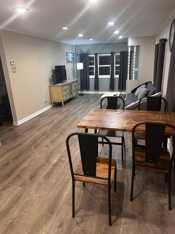 LAZY DAYS MOBILE VILLAGE - Residential