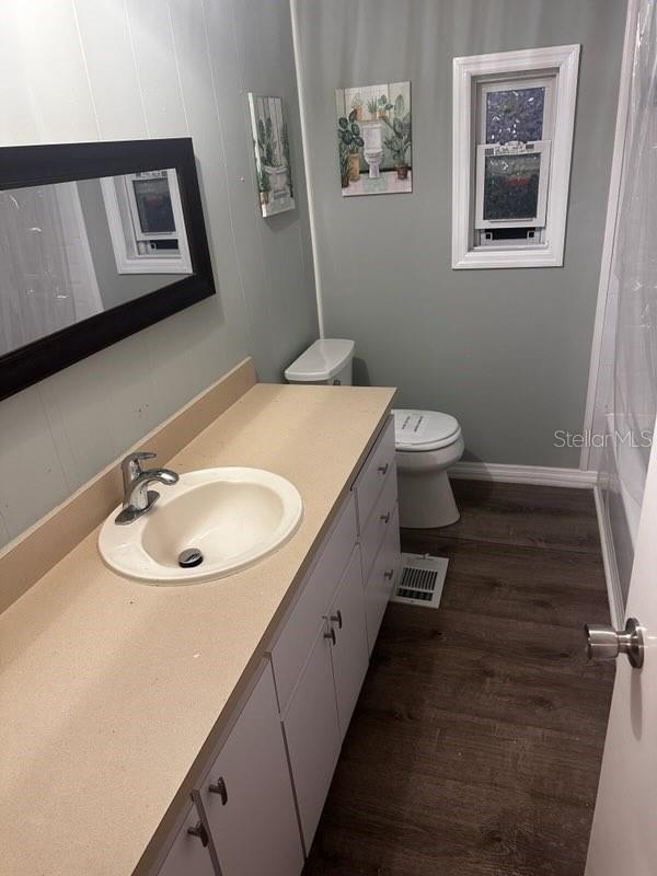 LAZY DAYS MOBILE VILLAGE - Residential