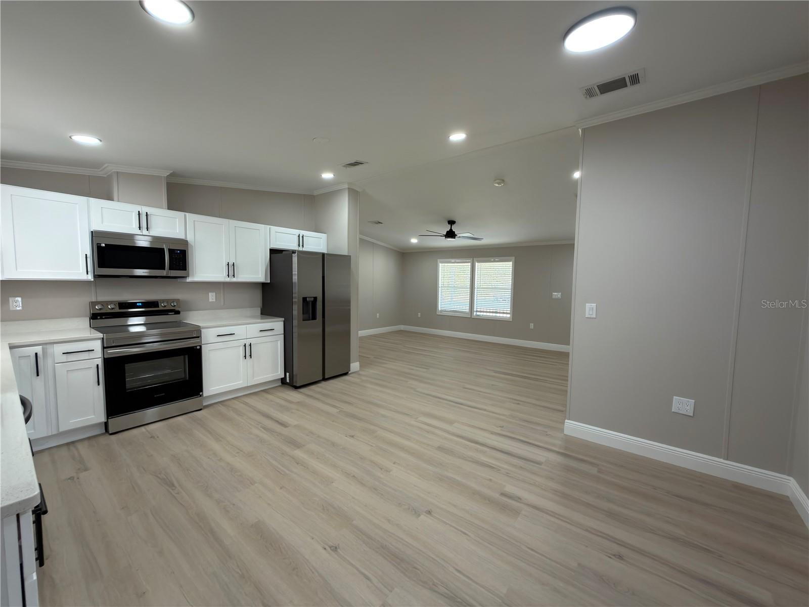 BREEZEWOOD ESTATE - Residential