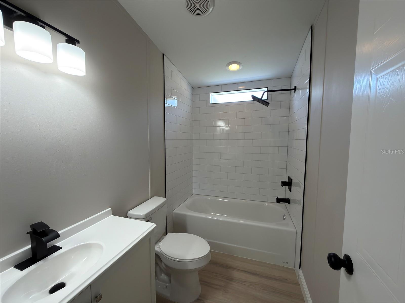 BREEZEWOOD ESTATE - Residential