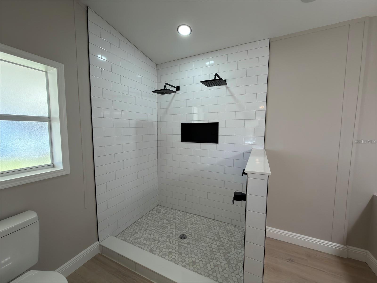 BREEZEWOOD ESTATE - Residential