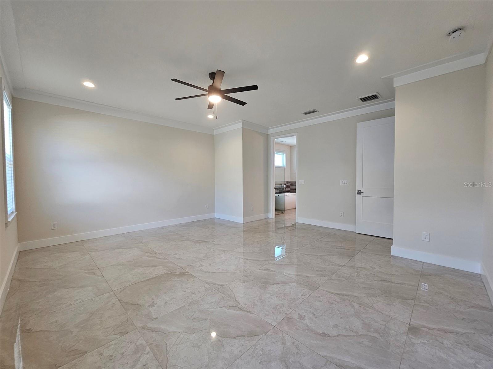 PORT TAMPA CITY - Residential Lease