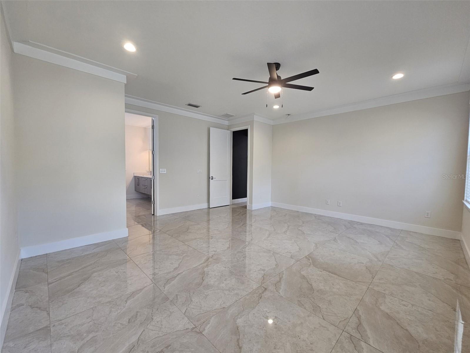 PORT TAMPA CITY - Residential Lease