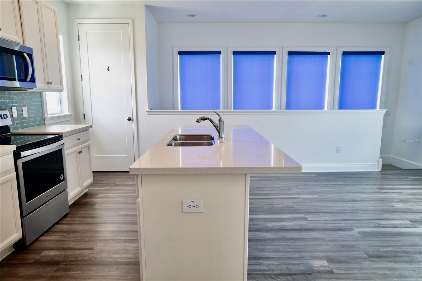 LAUREATE PARK - Residential Lease