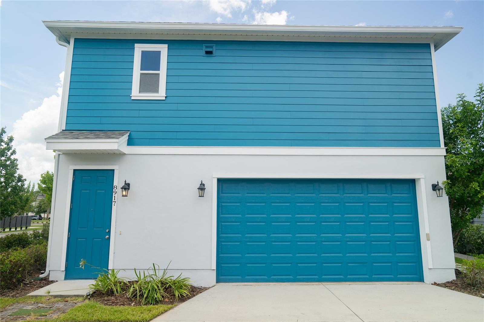 LAUREATE PARK - Residential Lease