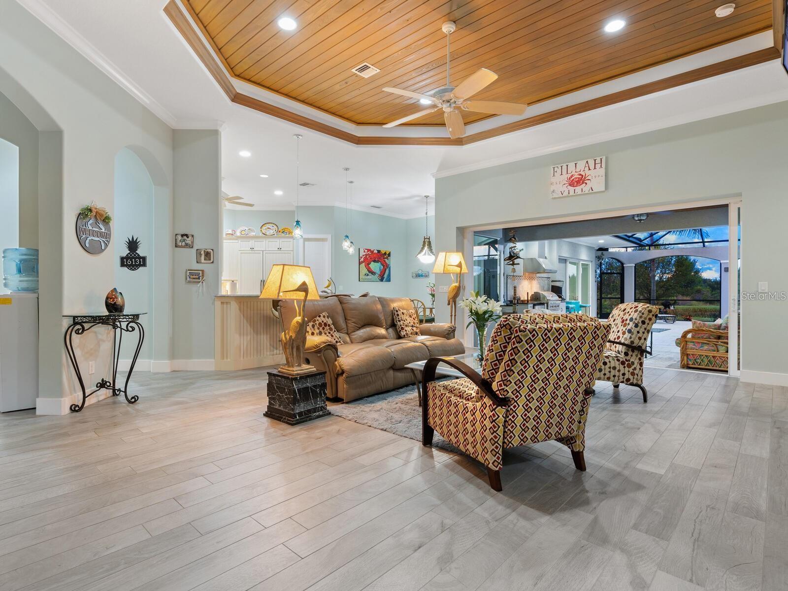 LAKE CLUB PH II UNIT 1-B - Residential