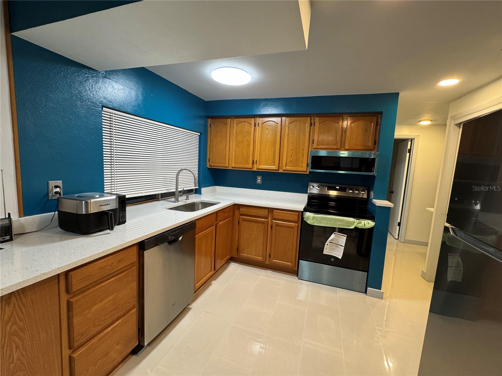 BEACON SQUARE - Residential