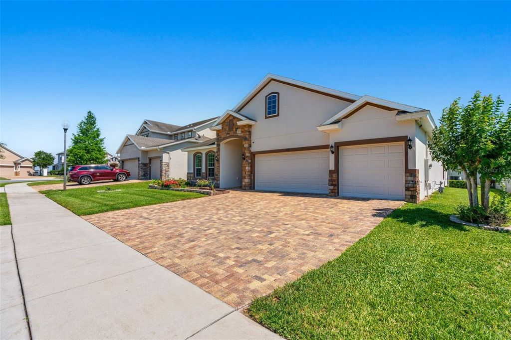 Photo of 2085 Lula Road, Minneola, FL 34715 (MLS # O6408984)