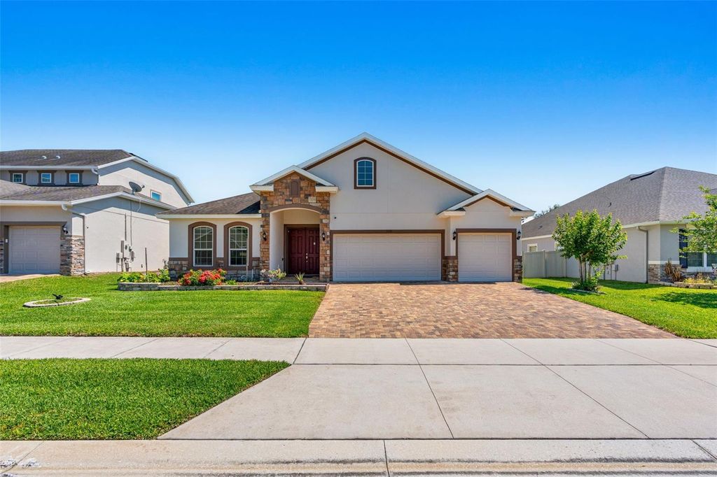 Photo of 2085 Lula Road, Minneola, FL 34715 (MLS # O6408984)