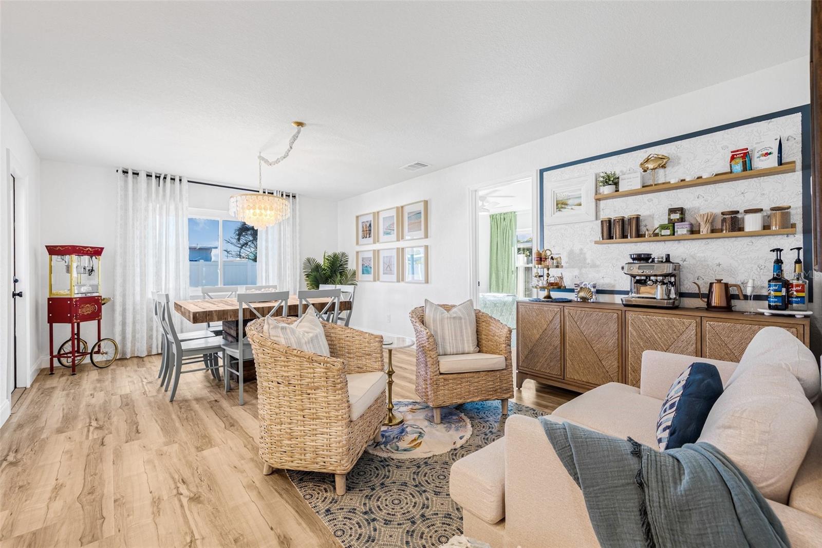 PALMA SOLA BAY ESTATES - Residential