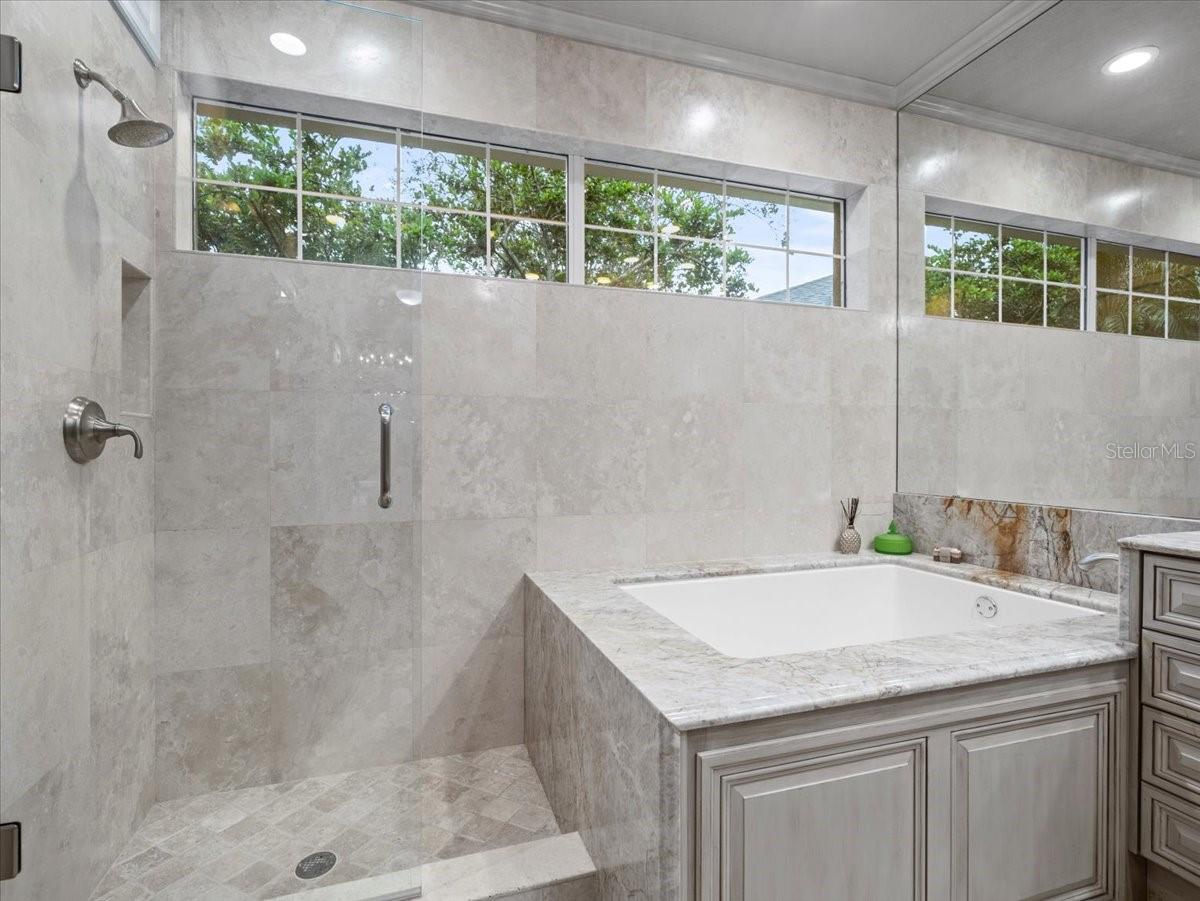 CALUSA TRACE UNIT THREE - Residential