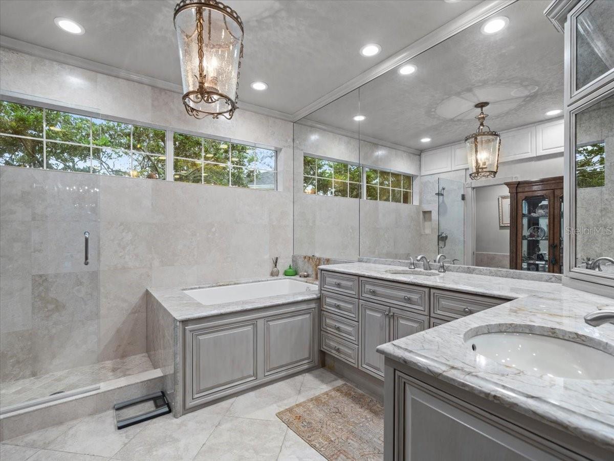 CALUSA TRACE UNIT THREE - Residential