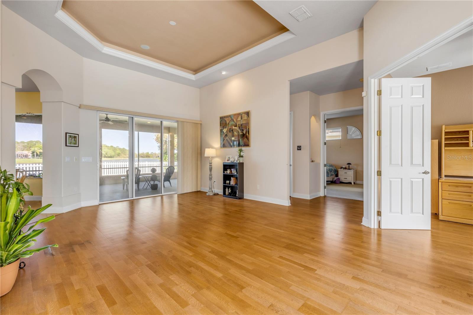 PROMENADE PARKE - Residential