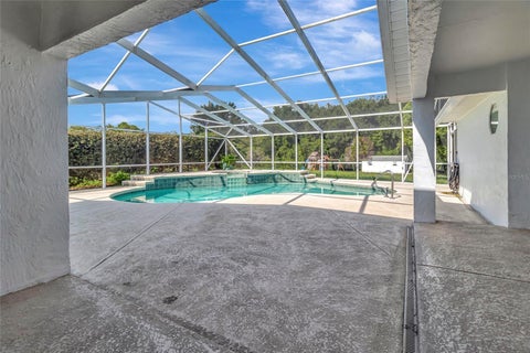 Tiny photo for 6856 NE 61st Avenue Road, Silver Springs, FL 34488 (MLS # OM731099)