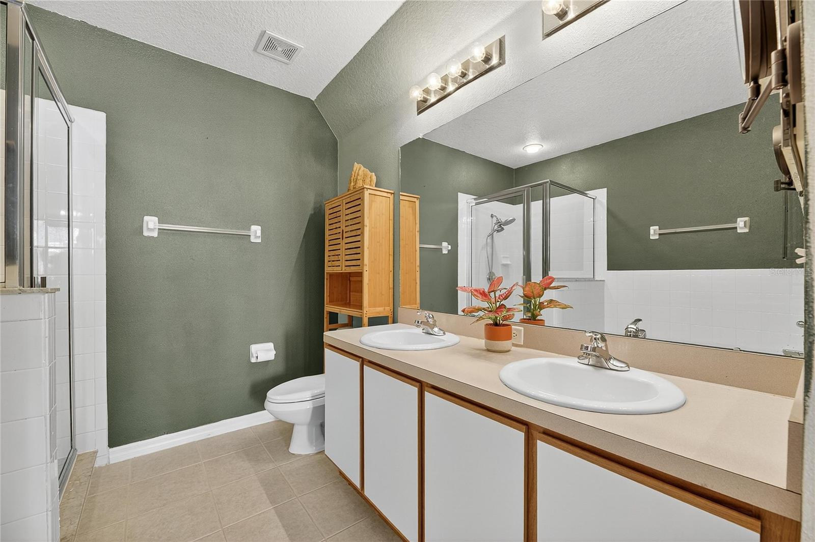 VILLAGES OF BLOOMINGDALE - PHA - Residential