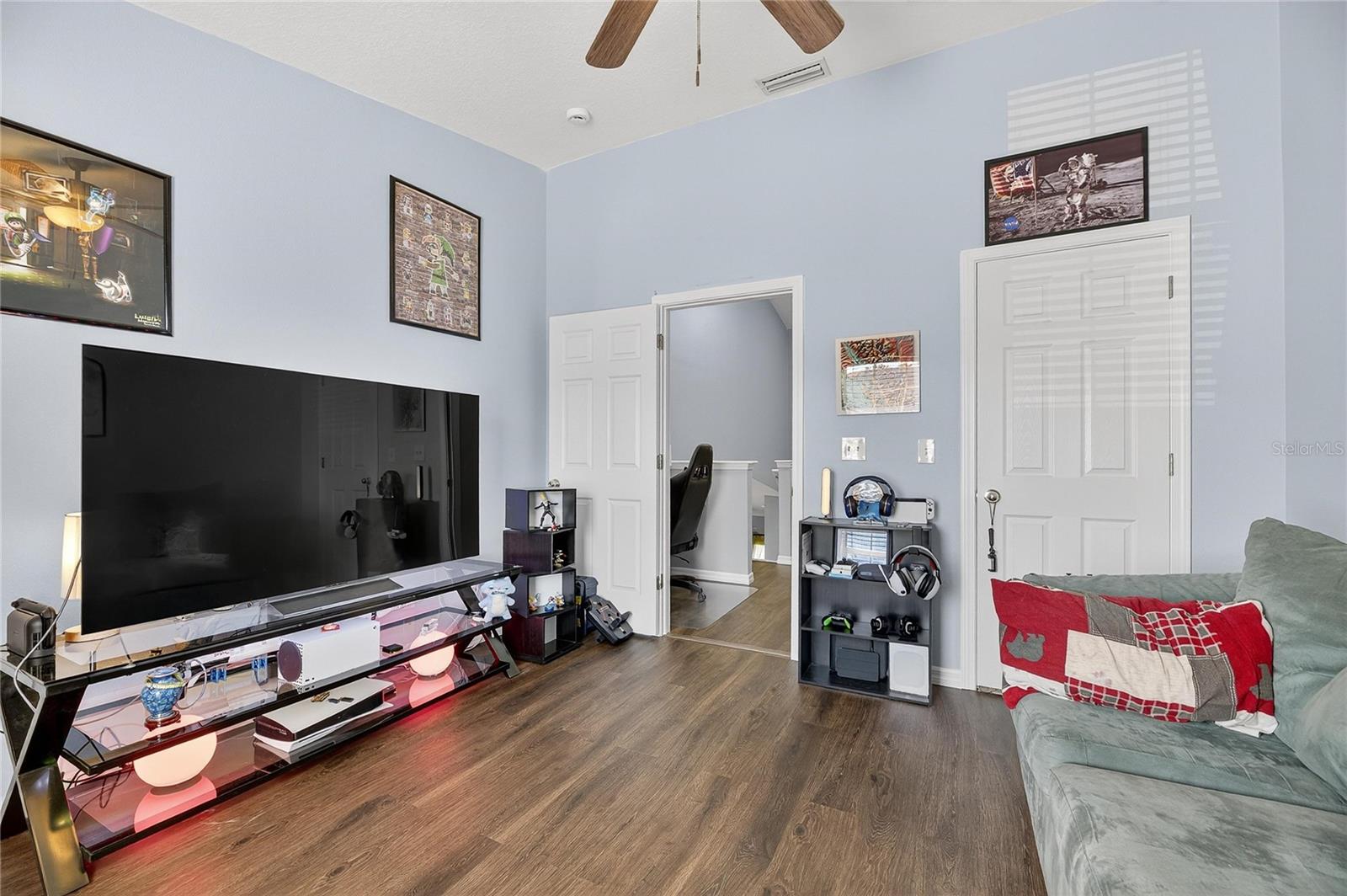 VILLAGES OF BLOOMINGDALE - PHA - Residential
