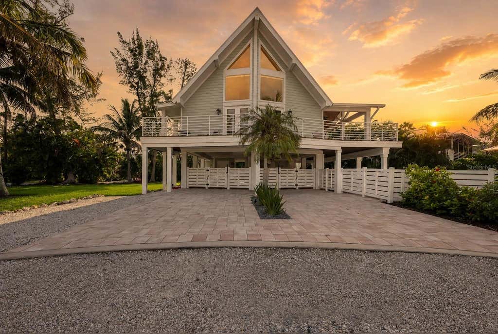 Photo of 315 Hammock Circle, Anna Maria, FL 34216 (MLS # A4703564)