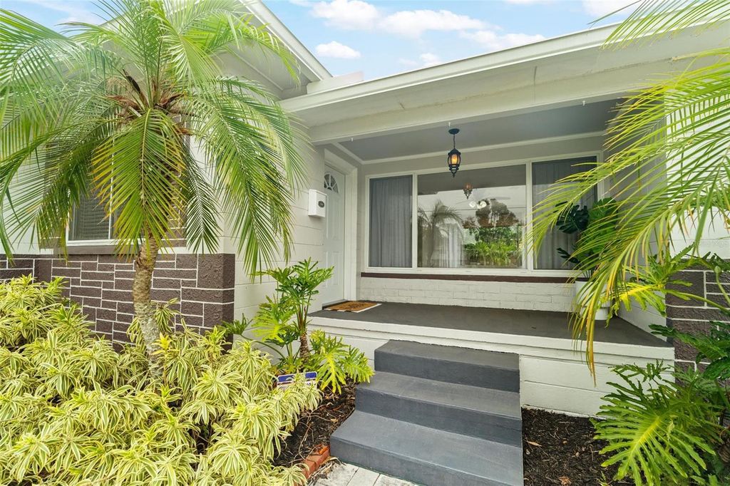 Photo of 3712 30th Avenue N, St Petersburg, FL 33713 (MLS # TB8518718)