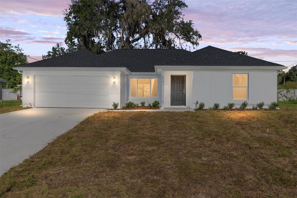 Photo of 636 NE 130th Court, Silver Springs, FL 34488 (MLS # O6439069)