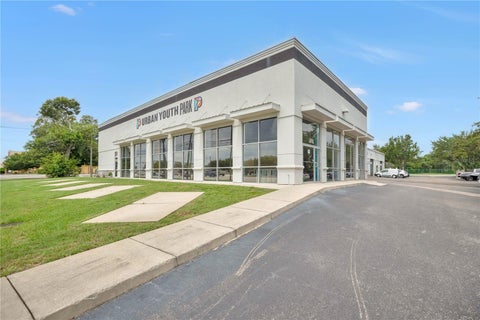 Photo of 2350 S Us Highway 17 92, Longwood, FL 32750 (MLS # O6431922)