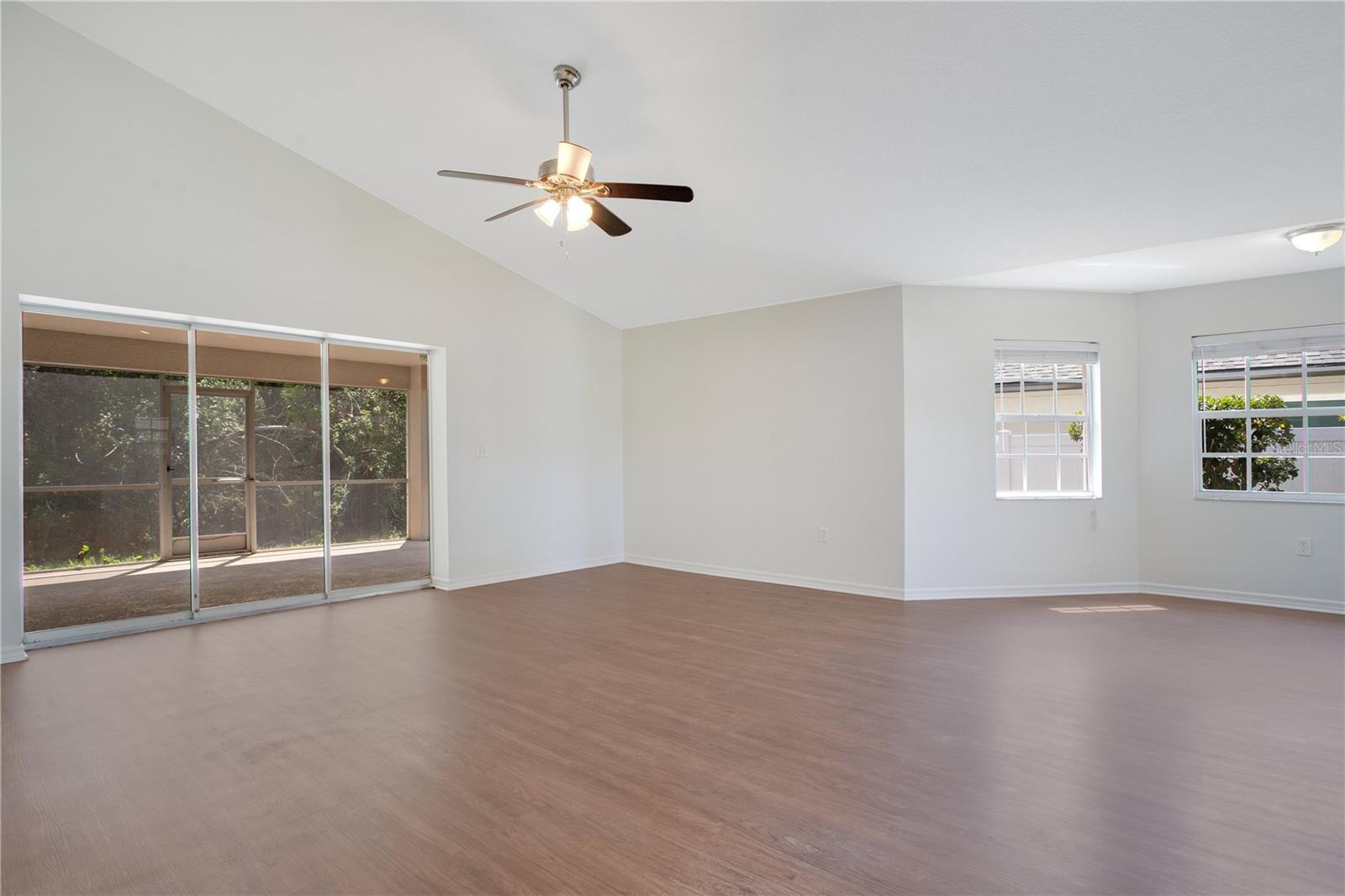 5009 72ND COURT E