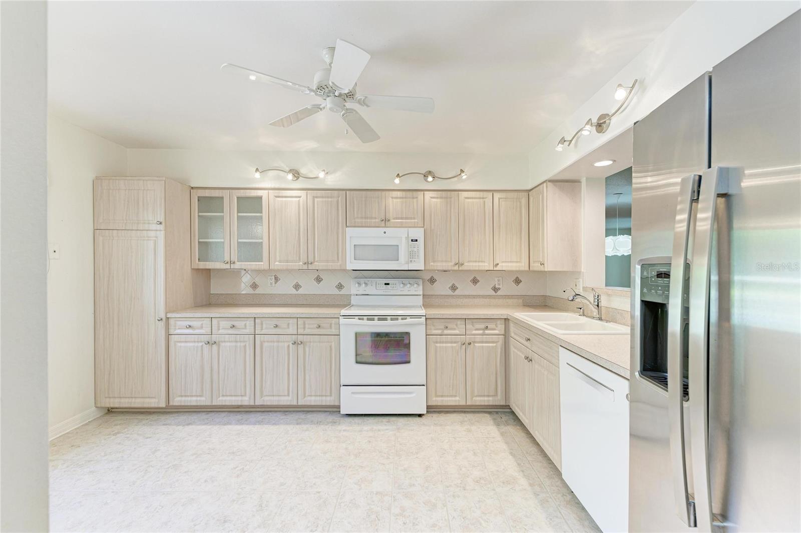 VIZCAYA PH 1, 2, 3, 4, 5, 7, 9, 12, 13, 15&16 - Residential