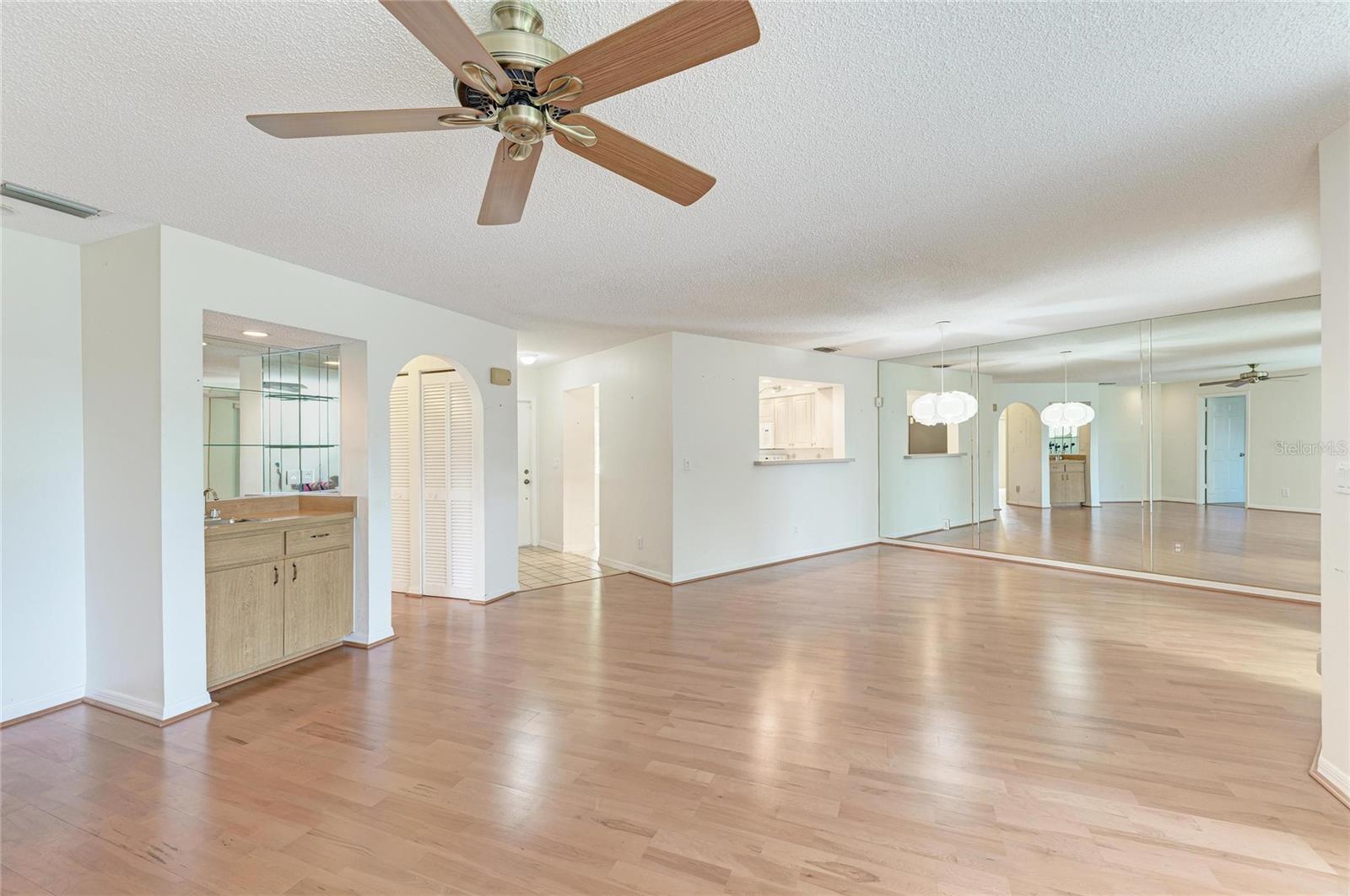 VIZCAYA PH 1, 2, 3, 4, 5, 7, 9, 12, 13, 15&16 - Residential