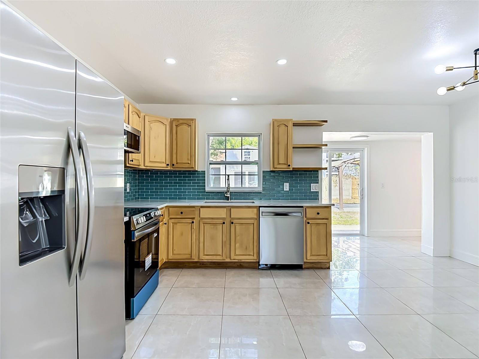 TWIN LAKES ESTATES ADD - Residential