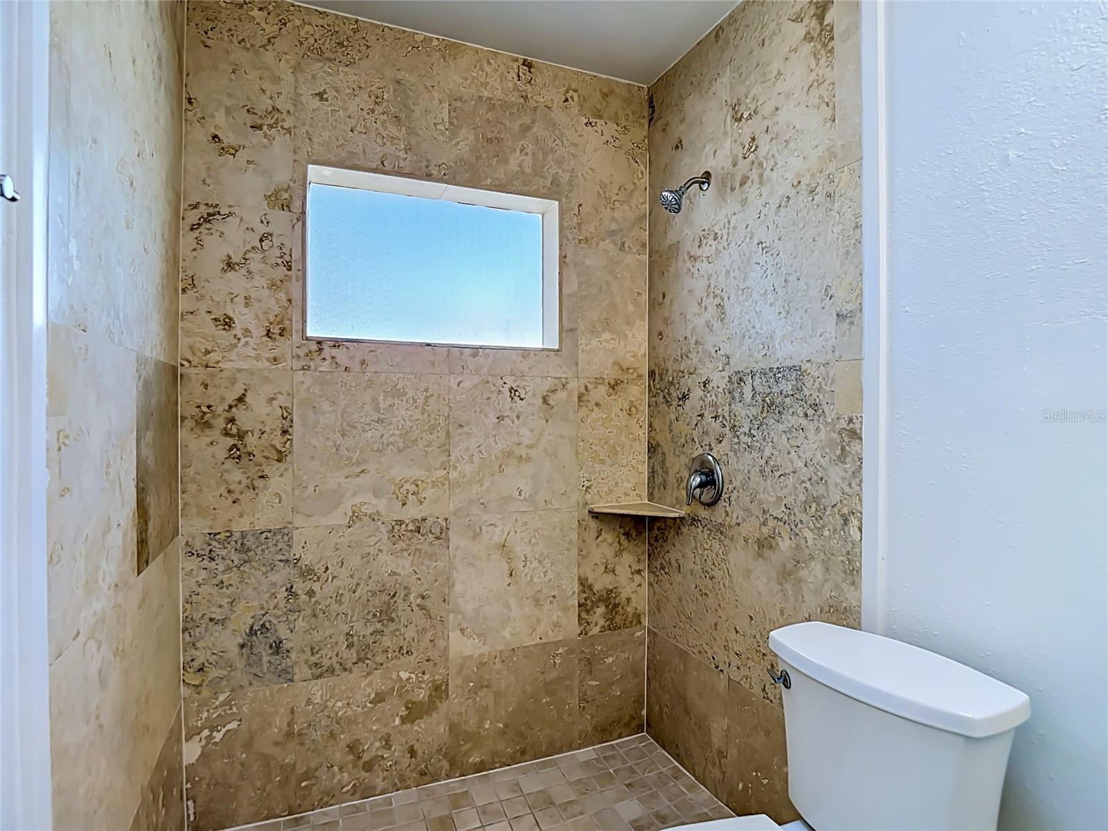 TWIN LAKES ESTATES ADD - Residential