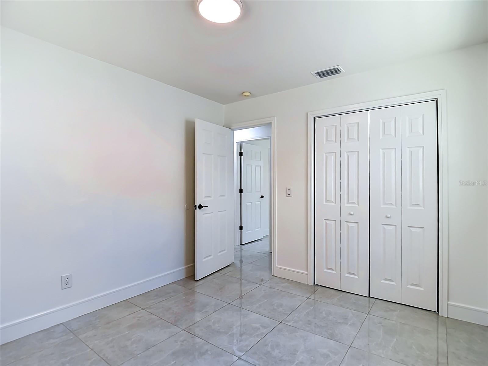 TWIN LAKES ESTATES ADD - Residential