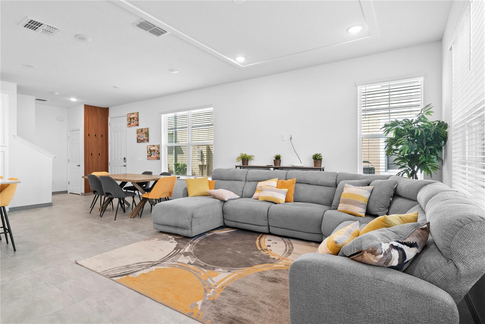 7369 MEZZANO LN